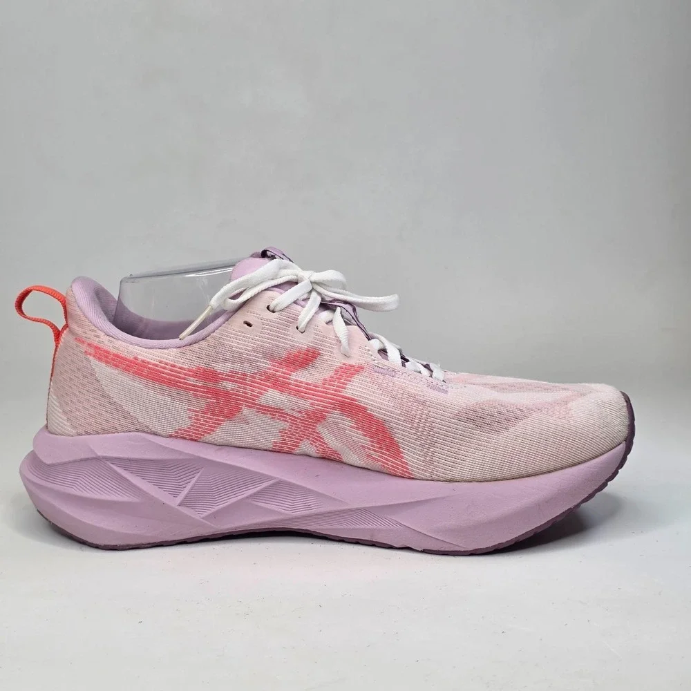 Asics Novablast 5 Women's Size 10 Pink Purple Athletic Running Shoes Sneakers